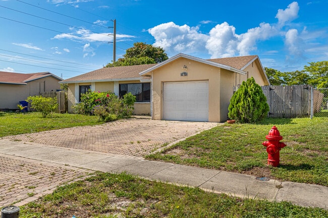 Primary Photo - 312 NW 18th Ct