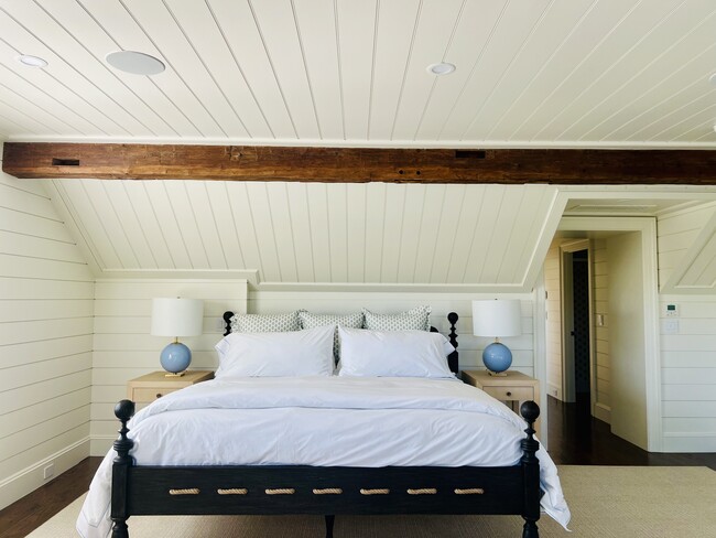 Building Photo - 3 Field Club Ln