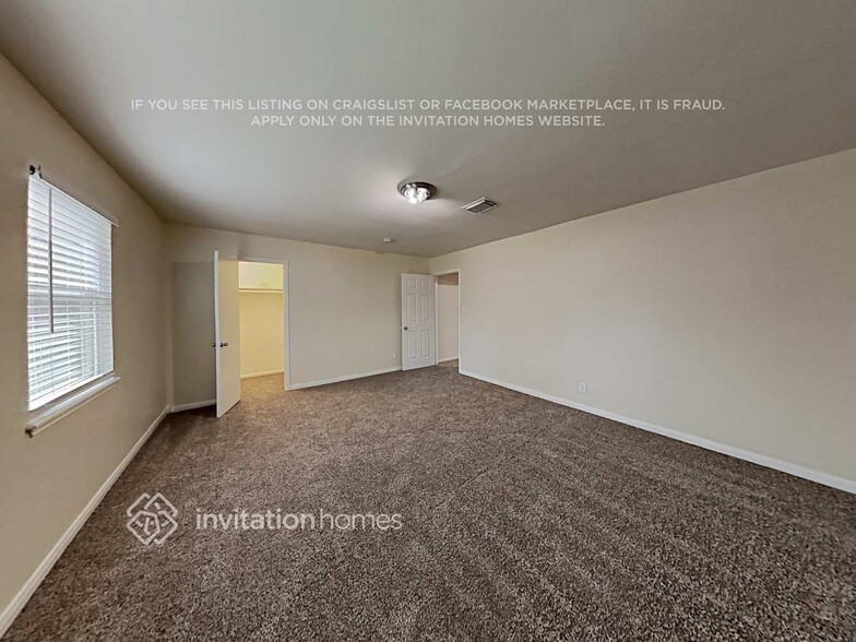 Building Photo - 1410 Pine Gap Dr