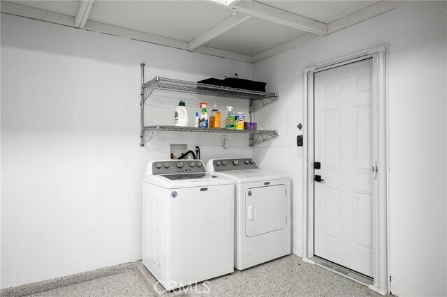 Building Photo - 507 Via Florida