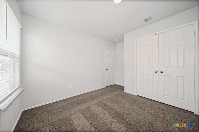 Building Photo - 2818 Wigeon Wy