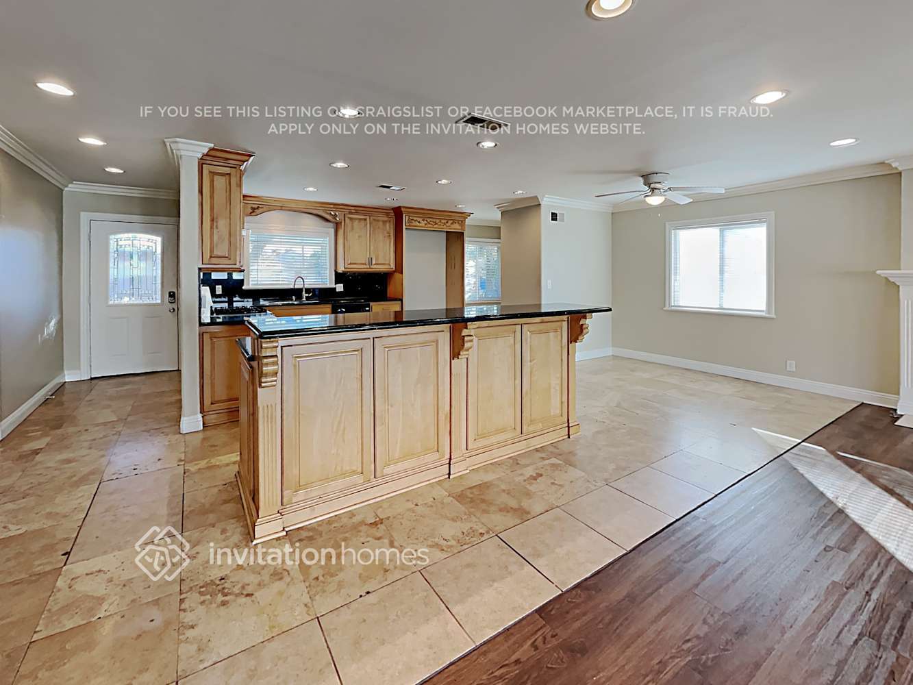 Building Photo - 10249 Lemona Ave