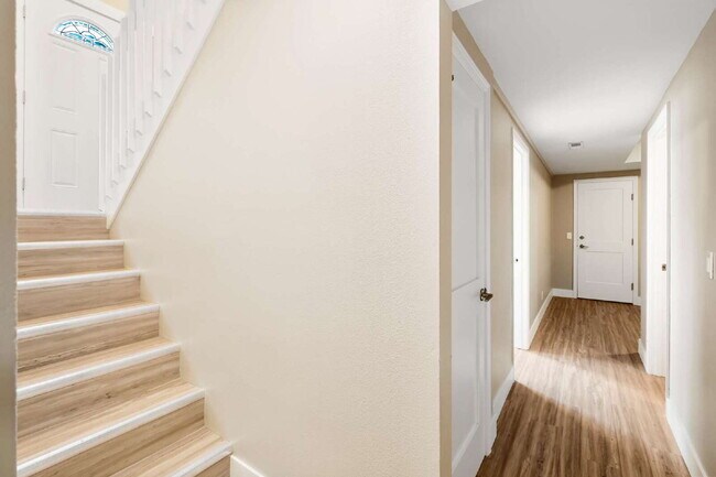 Building Photo - Modern 4-Bedroom Retreat Near Lake Whatcom...