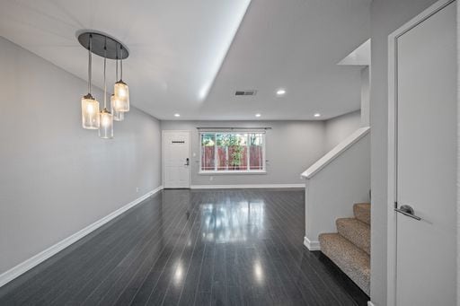 Building Photo - North Park Beautiful Townhome Two Weeks FREE 3 bd / 2.5 ba 2-story w/Private Patio Yard, Parking,...