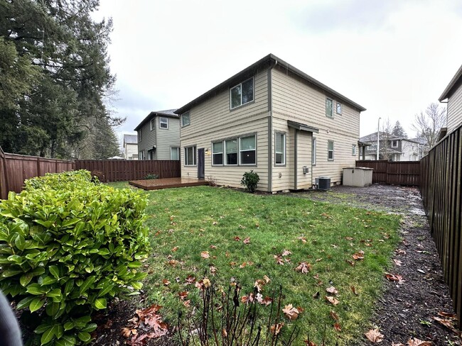 Building Photo - 3 Bed 2 1/2 Bath Wilsonville Gem ** $500 o...