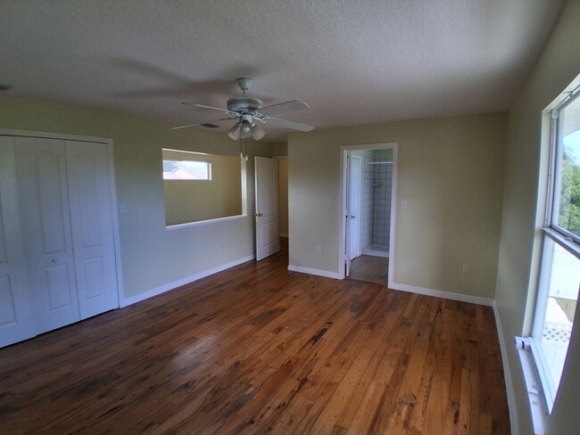 Building Photo - 1105 Monticello Ln