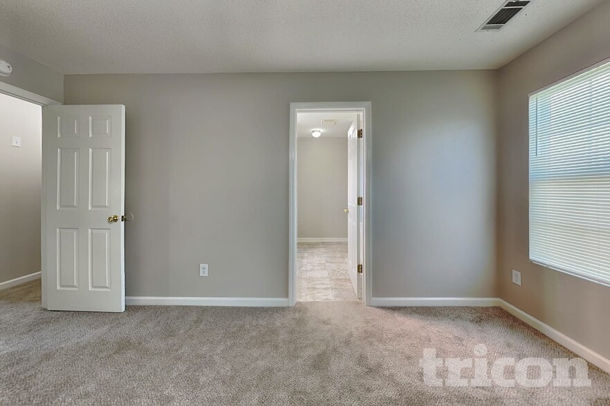 Building Photo - 2970 Galahad Way