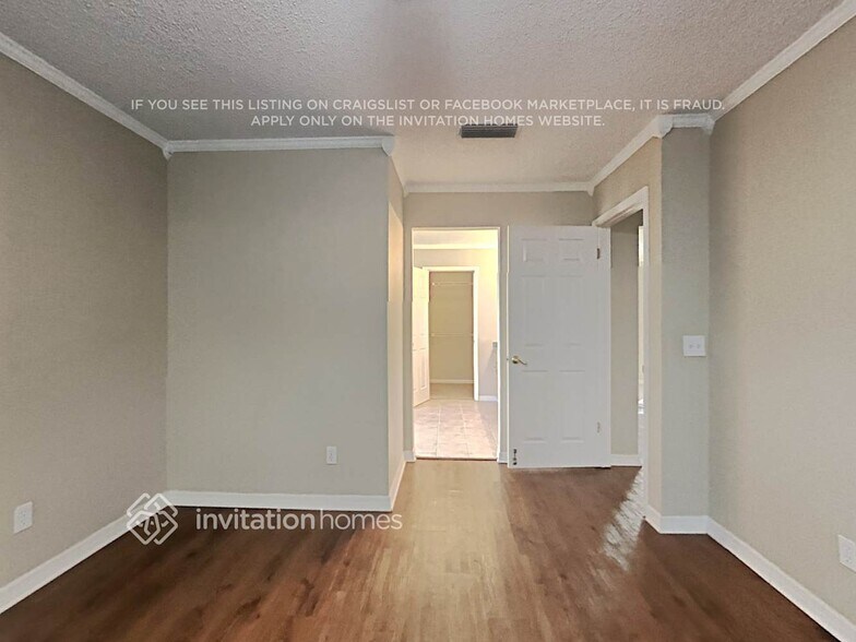 Building Photo - 1223 Lornewood Dr