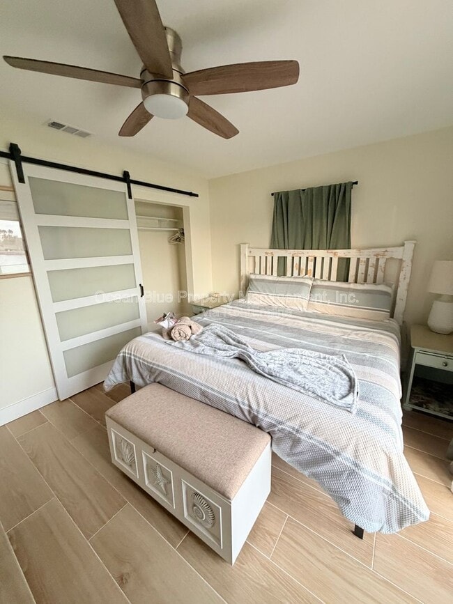 Building Photo - 724 Sunset Cove