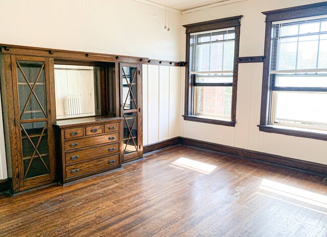 Dining Room - Summerfield