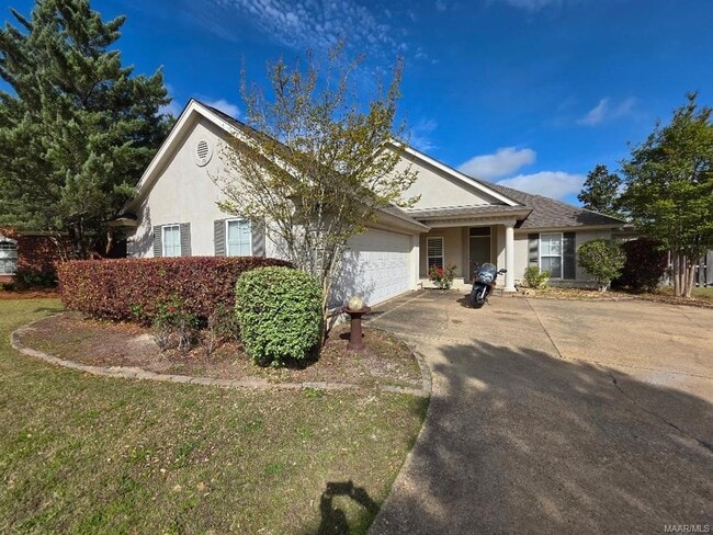 Building Photo - 9354 Wrens Way