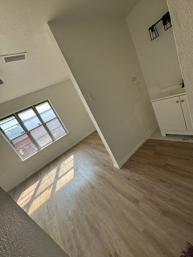 Building Photo - 13777 Brookgreen Cir