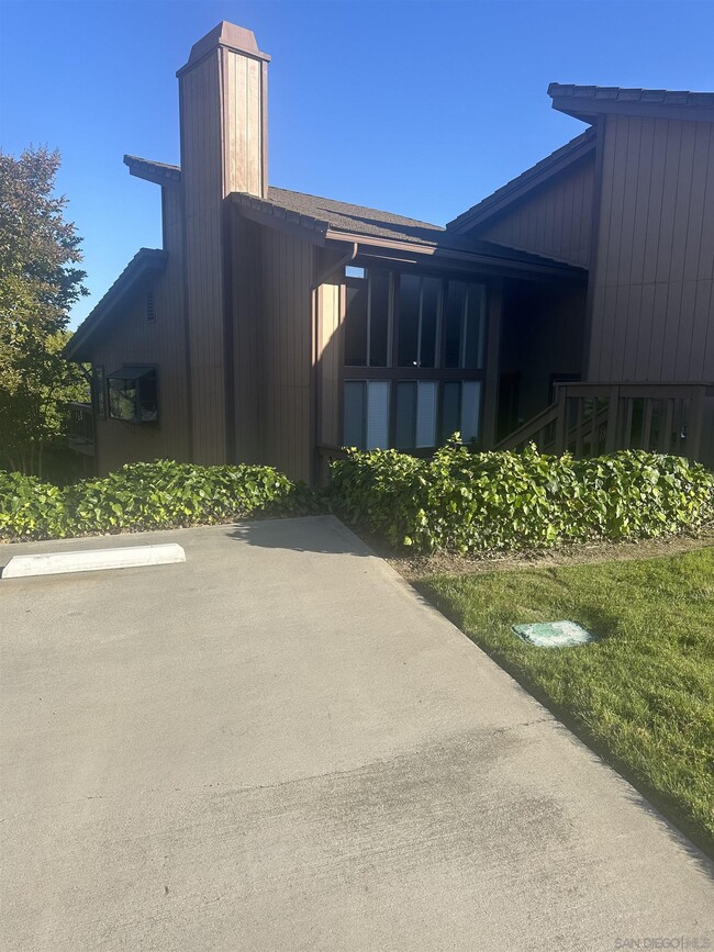 Building Photo - 431 Windyridge Glen