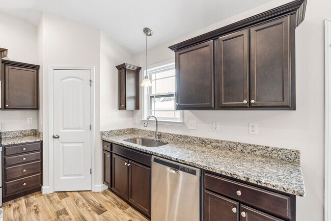 Building Photo - Relax & Enjoy: 3BR Inman Rental with Big Backyard & Covered Porch