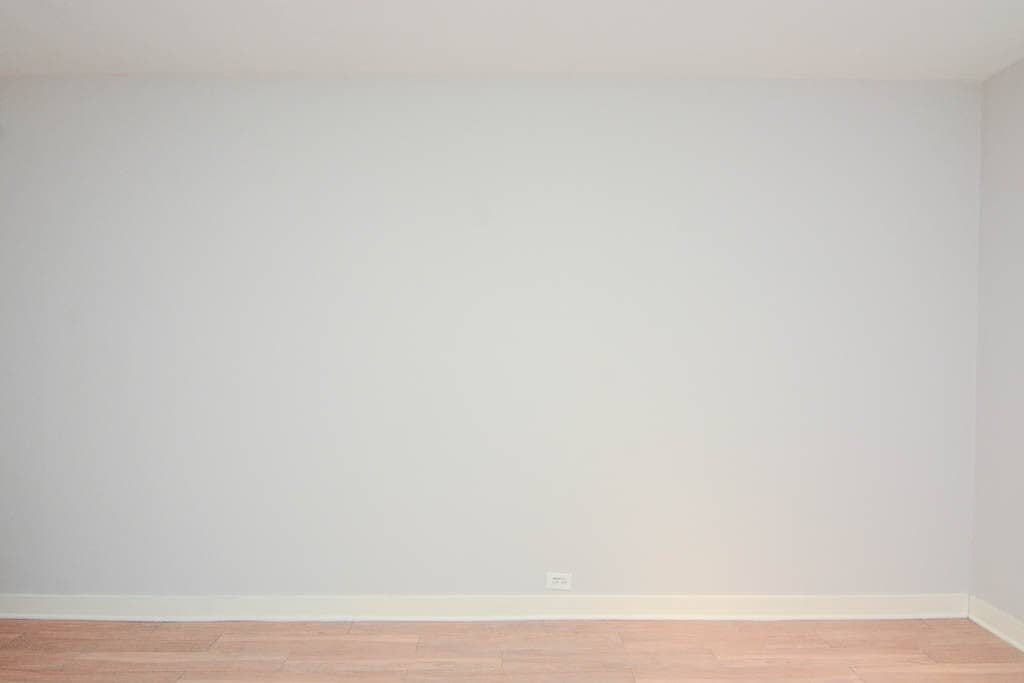 Building Photo - 511 W Belmont Ave