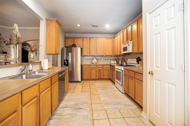 Building Photo - 1631 Crescent Shores Ln