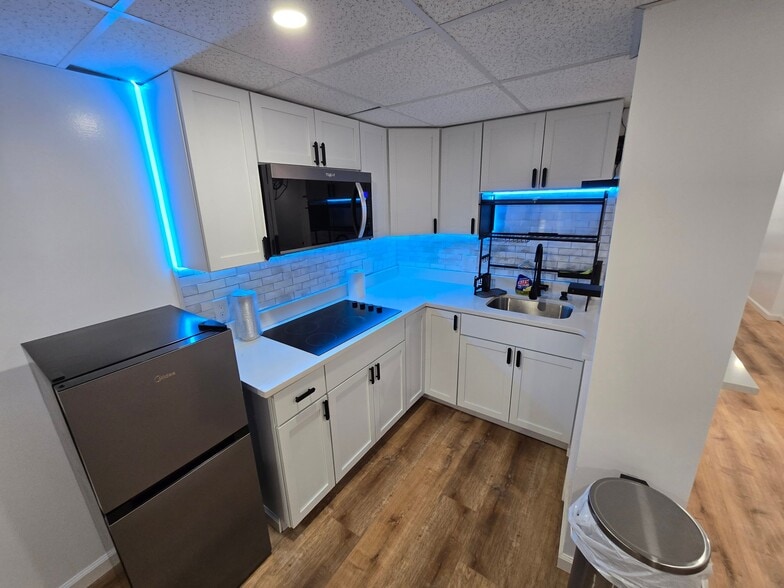 Building Photo - 23 Wabeno St