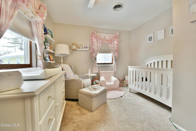 Building Photo - 9 Bell Flower Rd