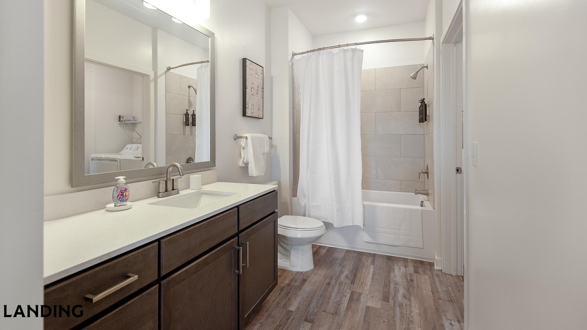 Building Photo - 4670 Merchants Park Cir