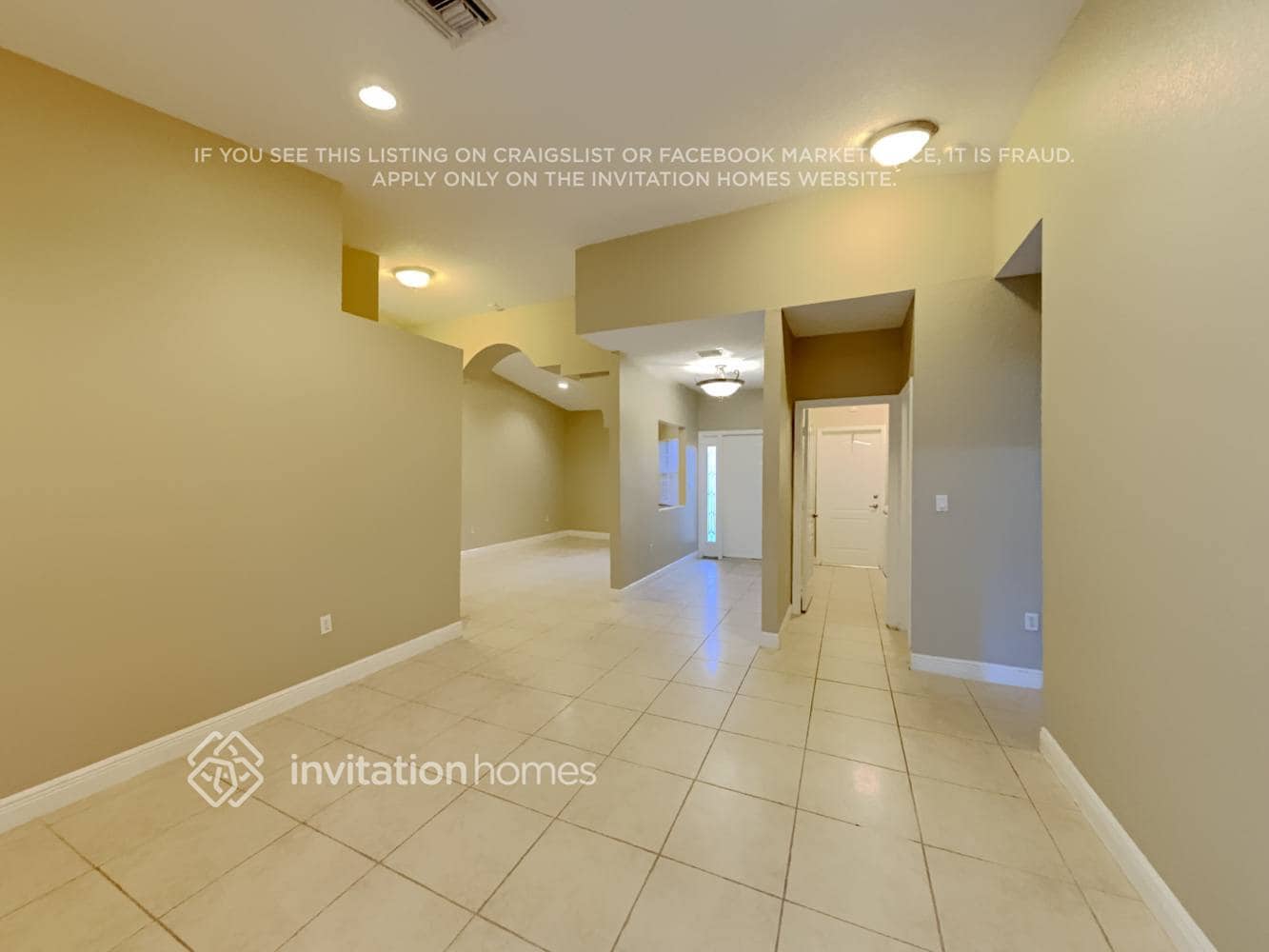 Building Photo - 1445 SW 11th Pl