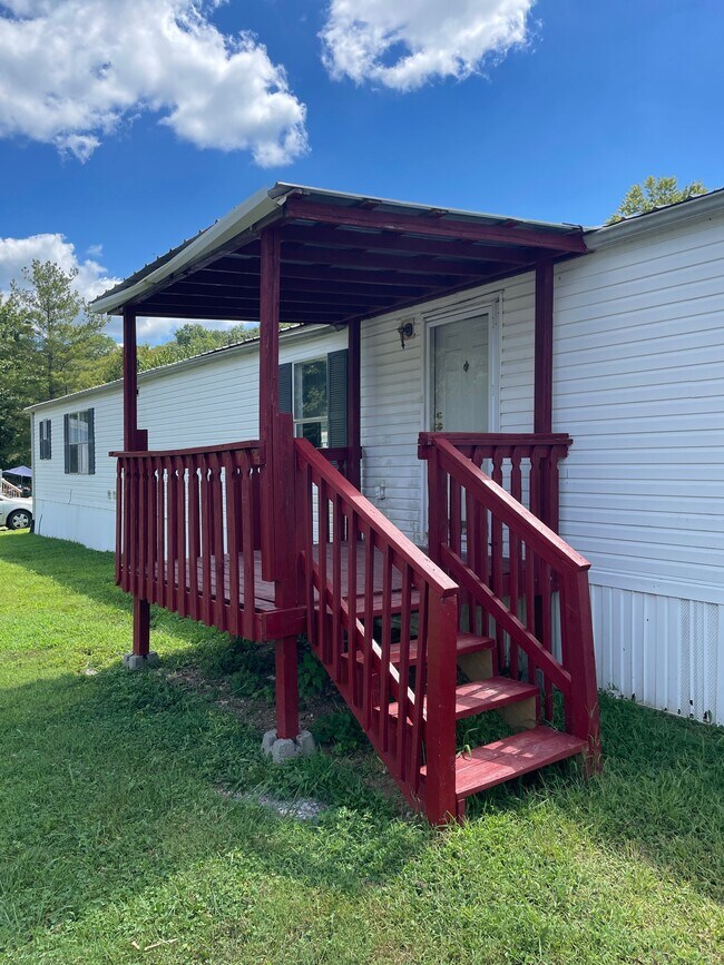 Building Photo - 225 Hillsdale Estates Ln