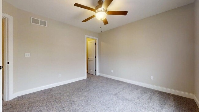 Building Photo - 1318 Myrtle Beach Ave