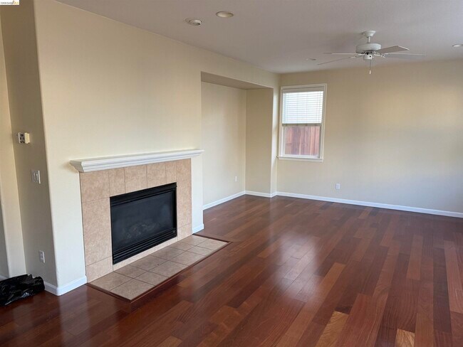 Building Photo - 5107 Fern Ridge Cir