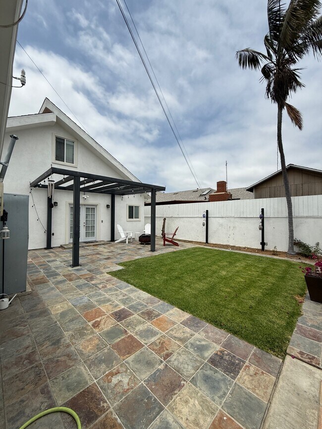 Building Photo - 15206 Chanera Ave