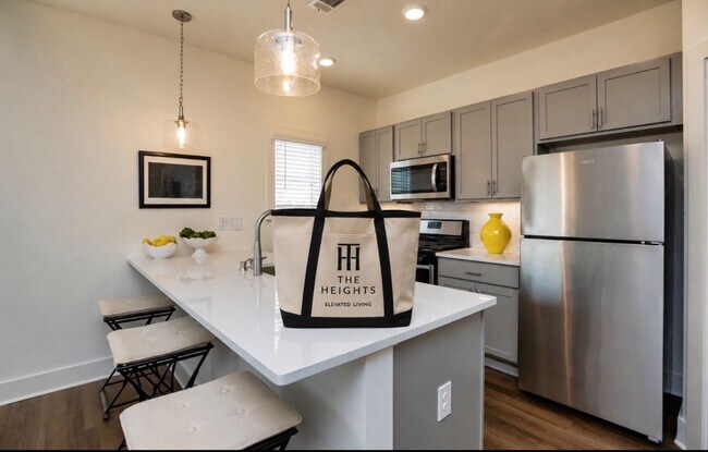 Building Photo - Elevated Rental Home with Community Amenities