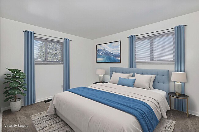 Building Photo - Newly Renovated