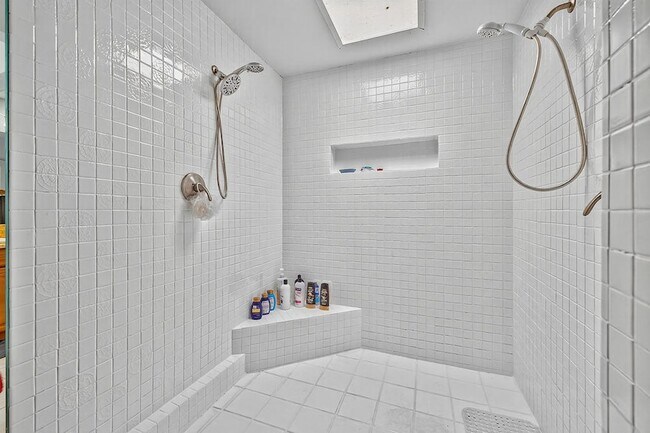 Building Photo - 79090 Barwick Pl