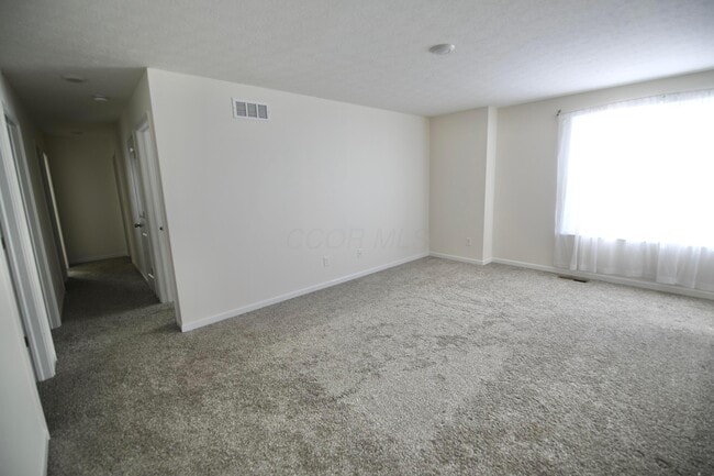 Building Photo - 216 Old Bay Dr