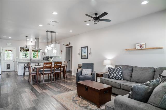 Building Photo - 2703 San Gabriel Dr