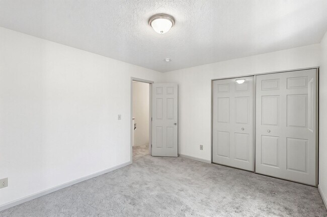 Building Photo - 3181 Vail Pass Dr