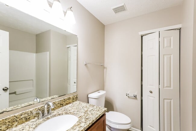 Building Photo - 7051 Laredo Dr