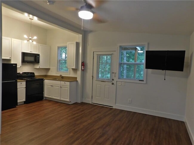 Building Photo - 2331 GA-52