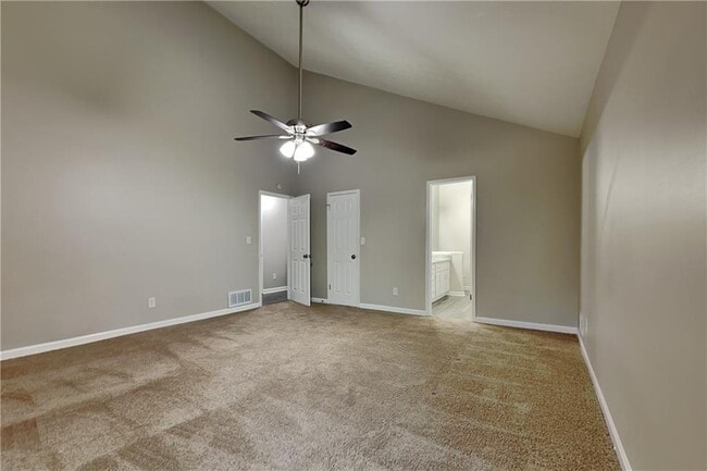 Building Photo - 2861 Hadrian Dr SW