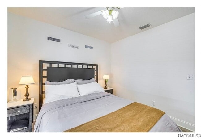 Building Photo - 8574 N Catapane Loop