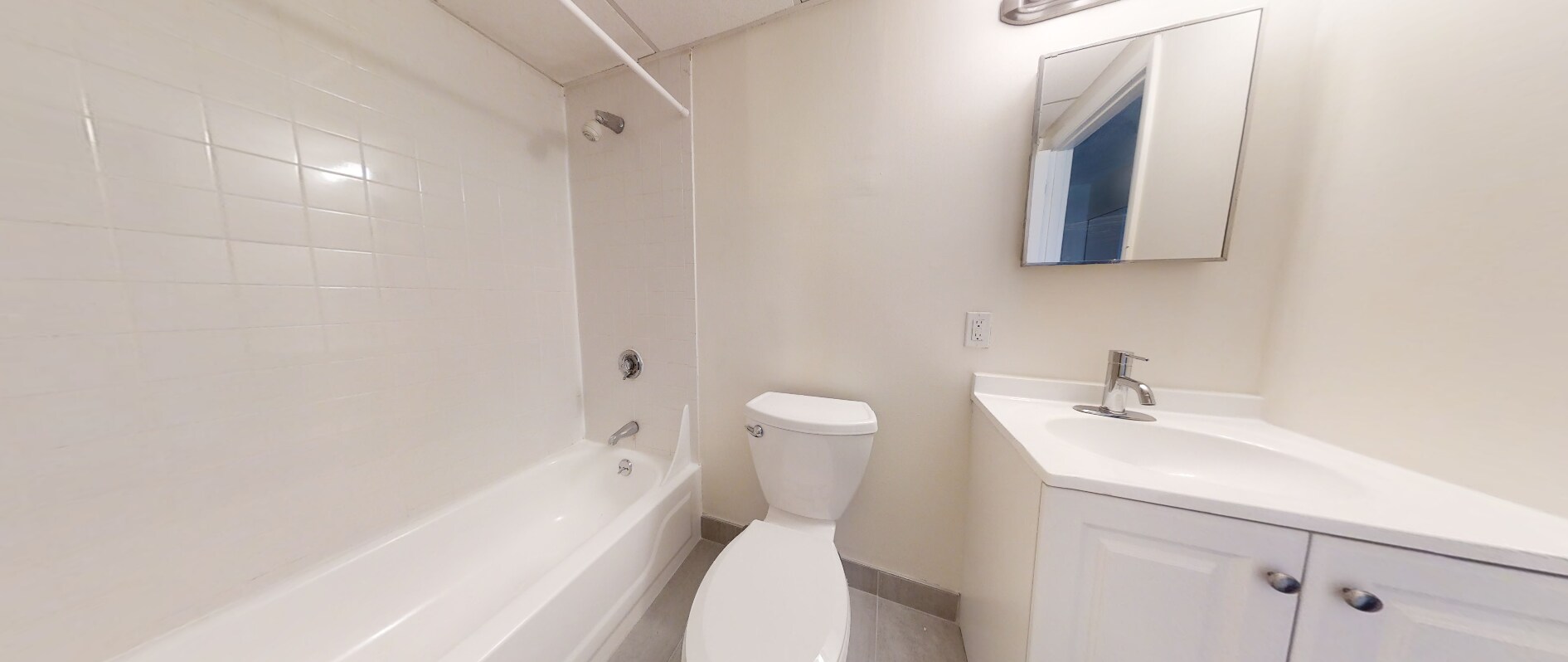 Building Photo - 1080 Boylston St