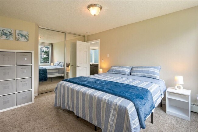 Building Photo - Charming Furnished Condo in Taku/Campbell - Everything You Need in One Place!