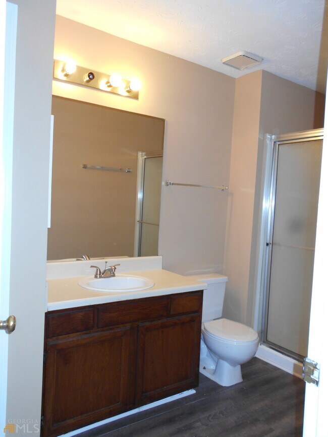 Building Photo - 818 Wuthering Way