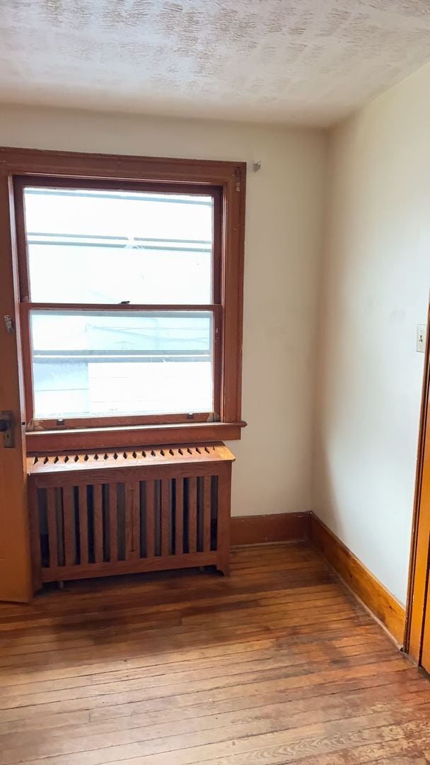 Building Photo - 704-706 Cypress Ave