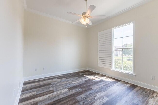 Building Photo - 321 Cypress Lakes Dr
