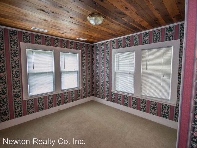 Building Photo - 2 br, 1 bath House - 29609 Capshaw Road
