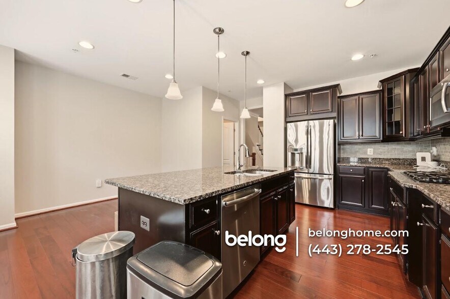 Building Photo - 719 River Mist Dr