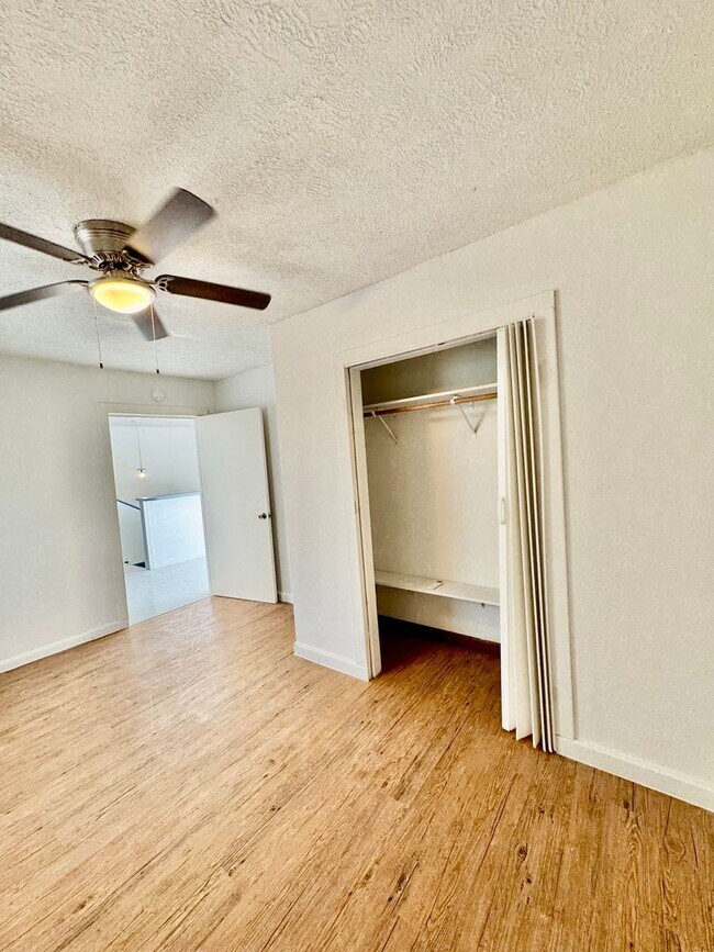 Building Photo - Spacious 4 Bedroom / 3 Bath Home for Rent – Westside Corpus Christi (Section 8 Welcomed)