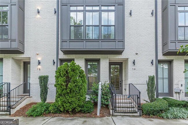 Building Photo - 574 Boulevard Pl NE