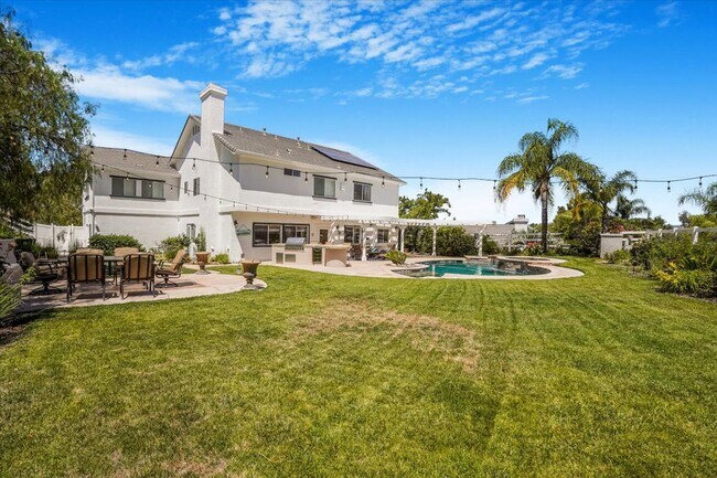 Building Photo - 15257 Saddleback Rd