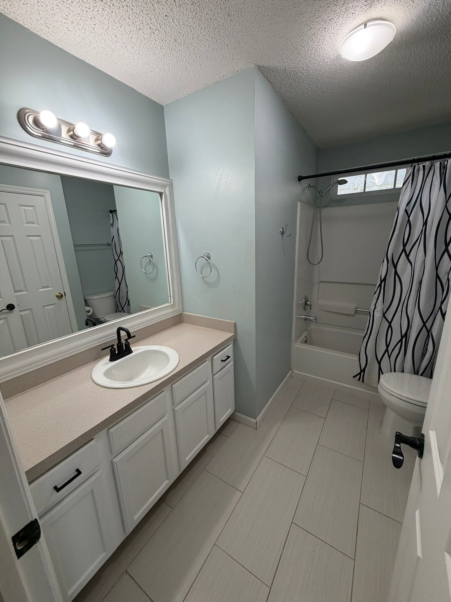 Building Photo - 7 W Morningside Dr