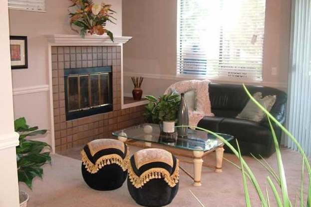 Building Photo - 2216 River Run Dr
